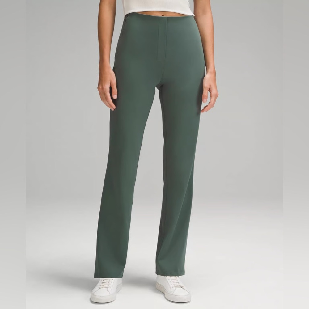 Lululemon smooth fit pull on pants, dark forest, size 8